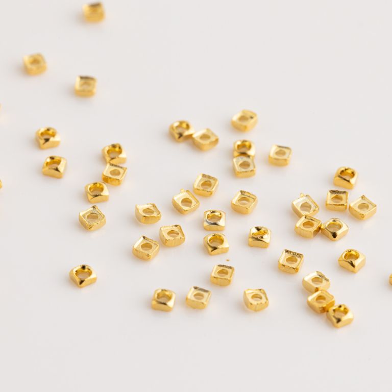 Accesorii - Distantier argint placat aur 14K patrat 1.5 mm - 50 buc