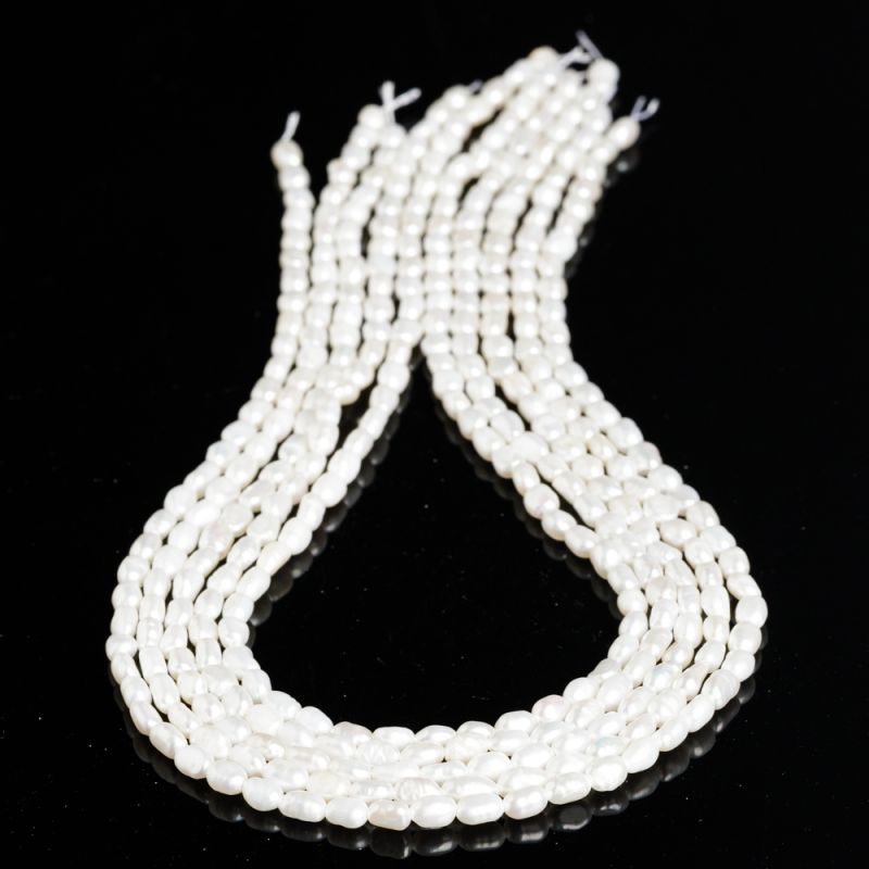 Pietre Semipretioase - Perle de cultura alb bob neregulat 4 mm