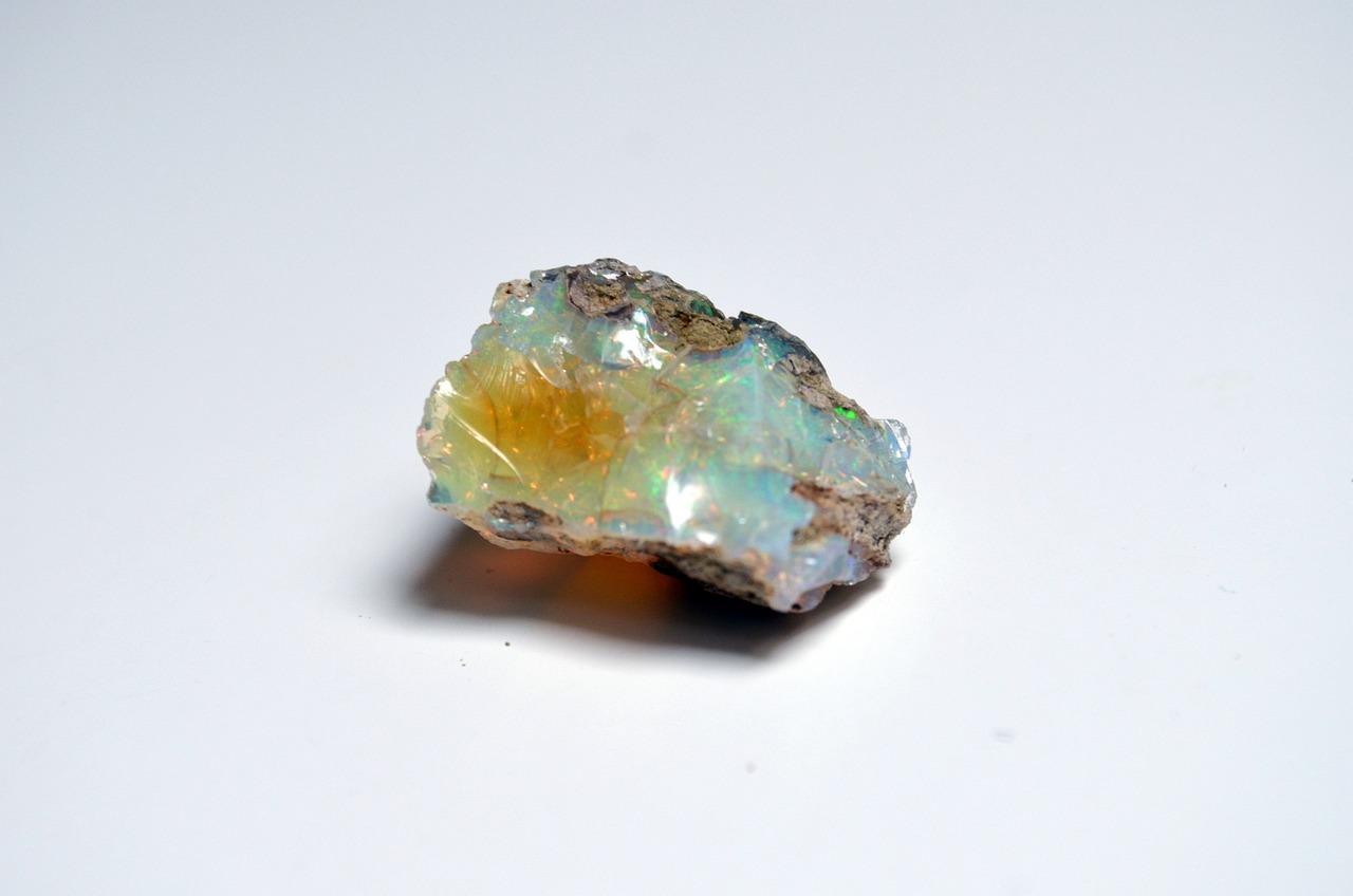 2. Tipuri de opal - piatra opal